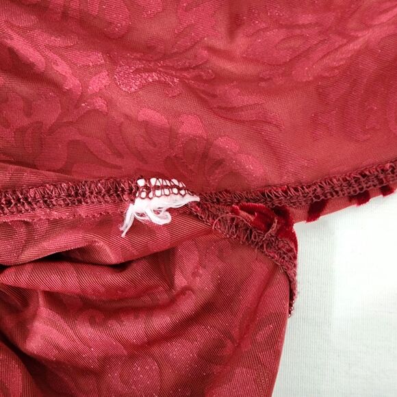 Cato Top Womens Velvet Burnout Size 3X Red Keyhole Neck 3/4 Sleeve Whimsigoth - Picture 11 of 11